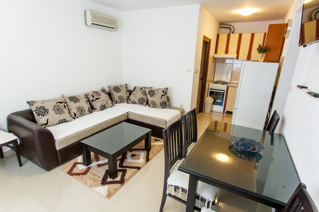 Apartments Ljubica Херцег Нови Стая снимка