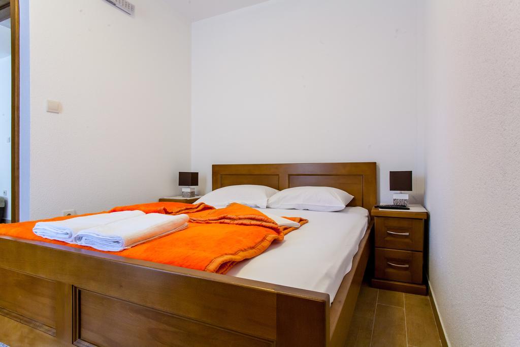 Apartments Ljubica Херцег Нови Стая снимка