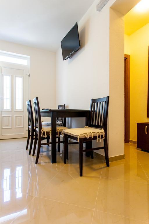 Apartments Ljubica Херцег Нови Стая снимка
