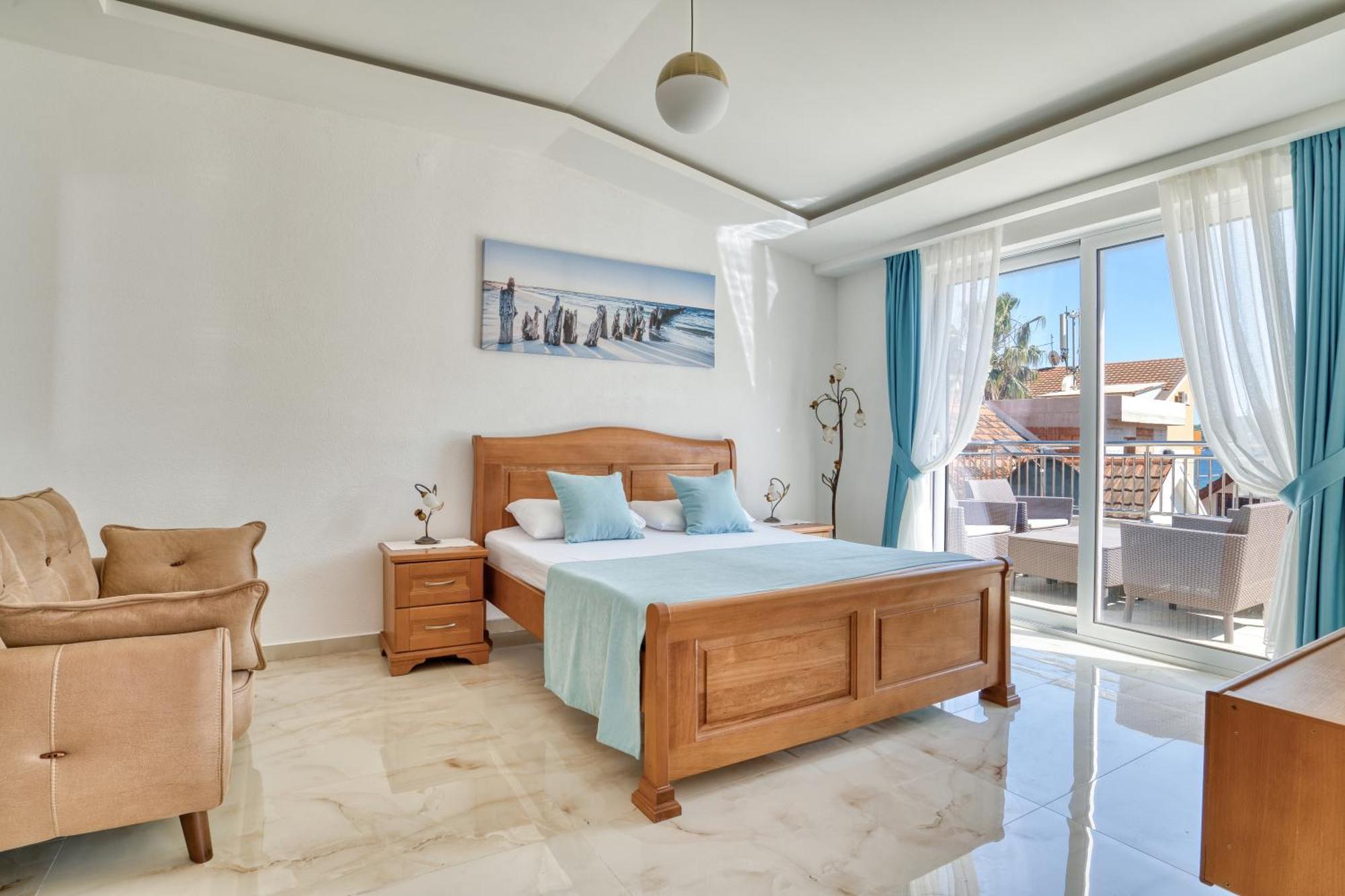 Apartments Ljubica Херцег Нови Екстериор снимка