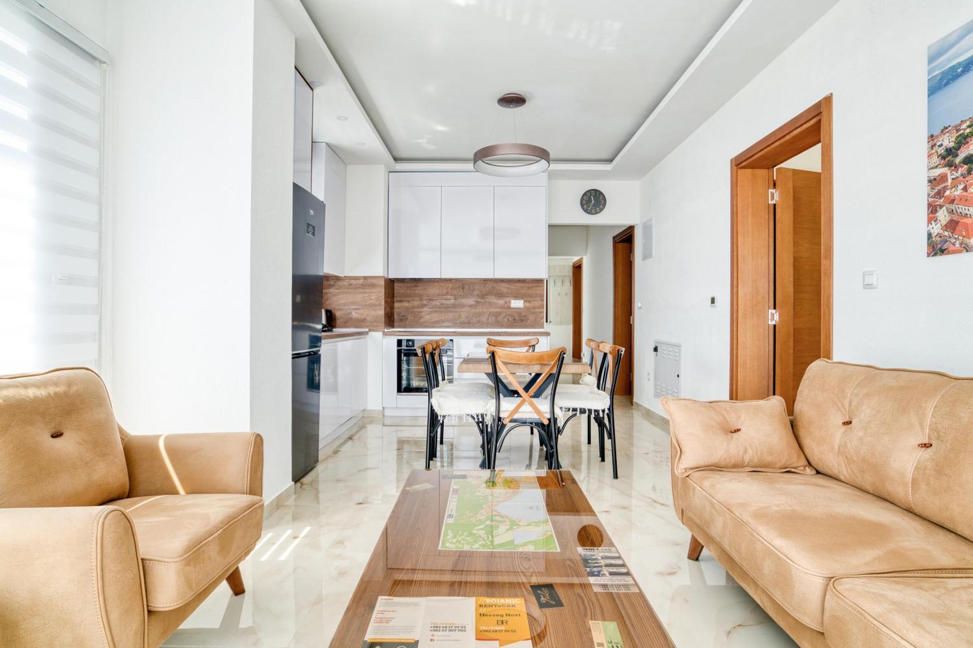 Apartments Ljubica Херцег Нови Екстериор снимка