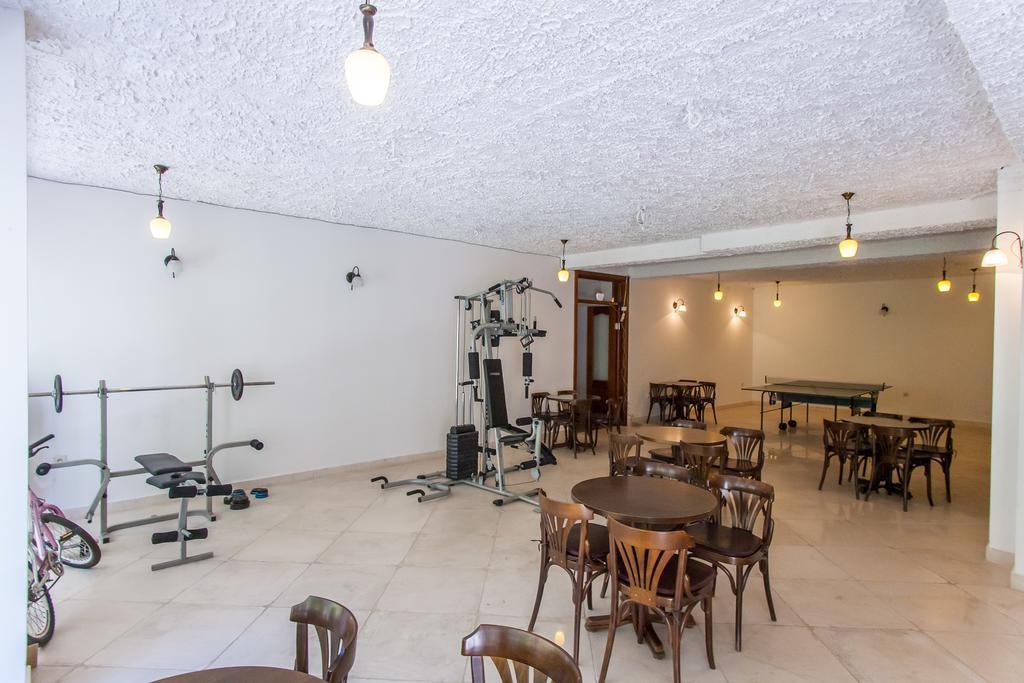 Apartments Ljubica Херцег Нови Екстериор снимка